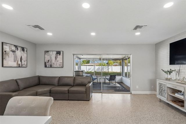 4431 16TH AVENUE N, St Petersburg, FL 33713