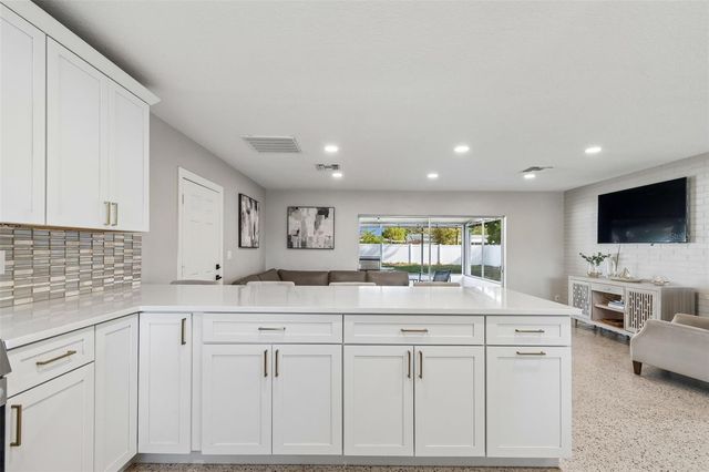 4431 16TH AVENUE N, St Petersburg, FL 33713