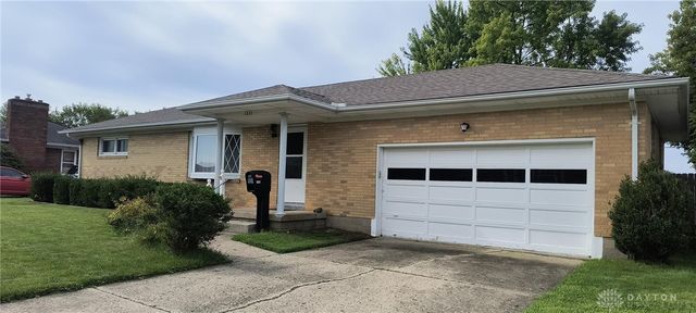 1321 Richmoor Road, Springfield, OH 45503