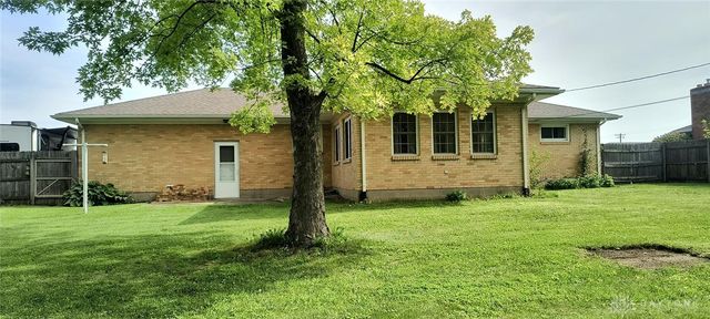 1321 Richmoor Road, Springfield, OH 45503
