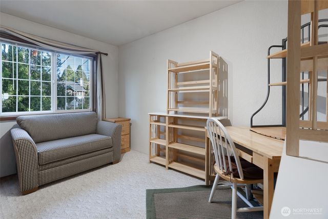 2735 NE 103rd Street, Seattle, WA 98125