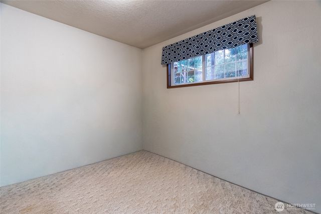 2735 NE 103rd Street, Seattle, WA 98125