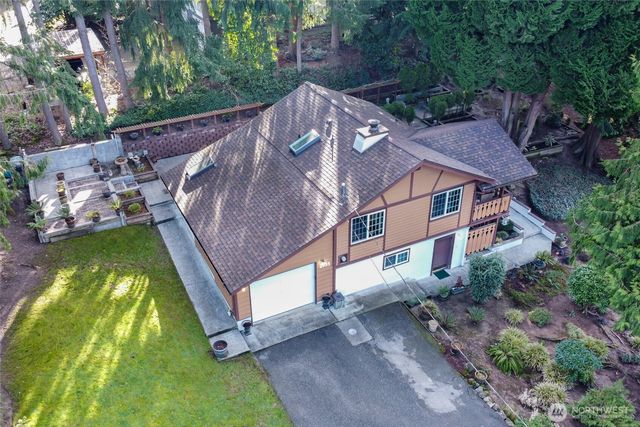2735 NE 103rd Street, Seattle, WA 98125