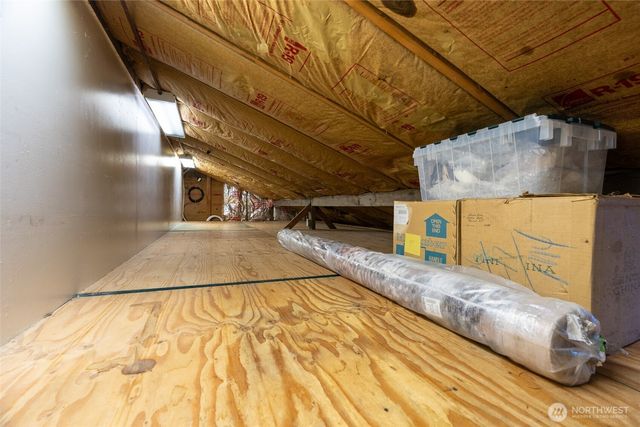 2735 NE 103rd Street, Seattle, WA 98125