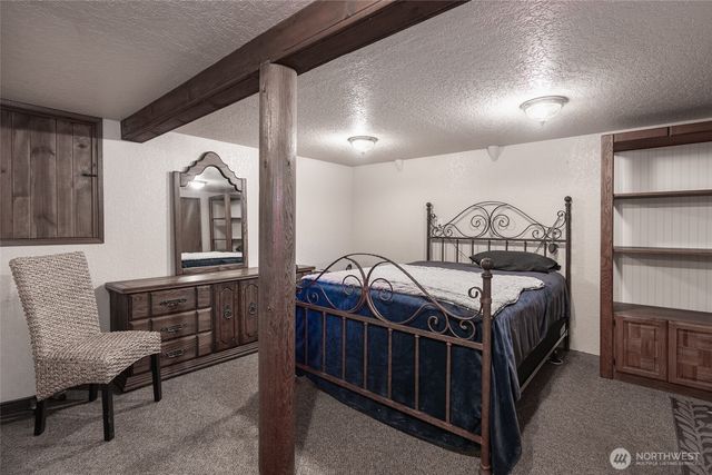 2735 NE 103rd Street, Seattle, WA 98125