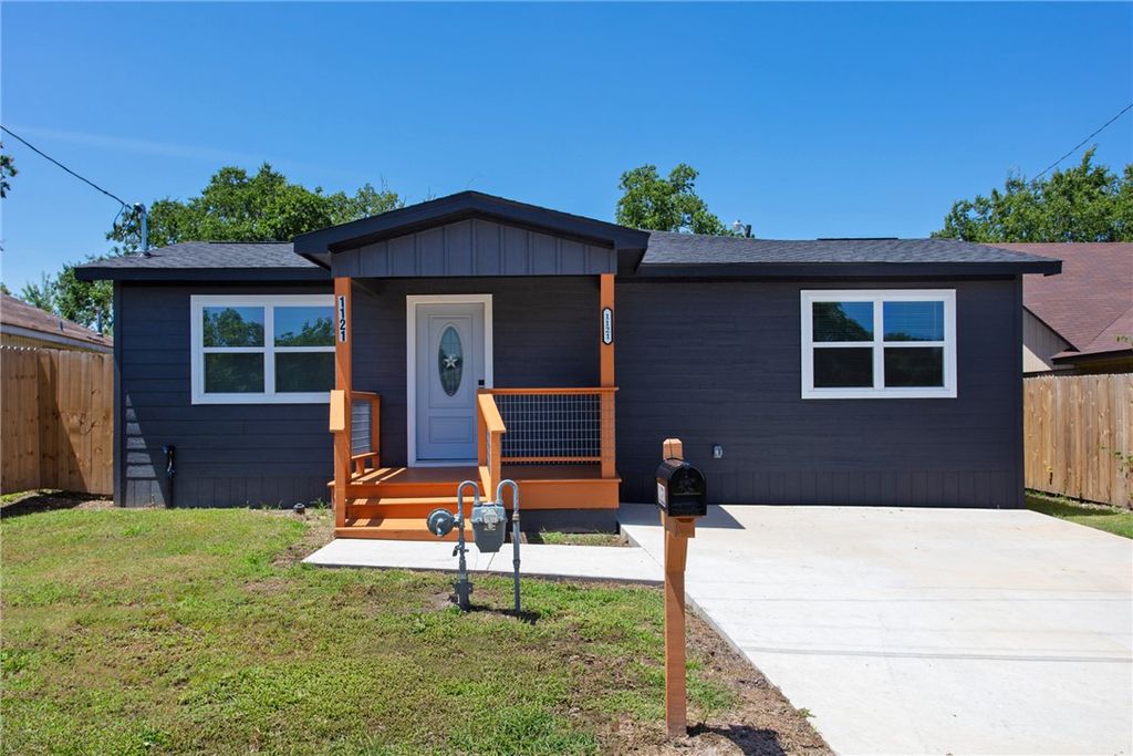 1121 Lowery Street, Bryan, TX 77803 — exterior