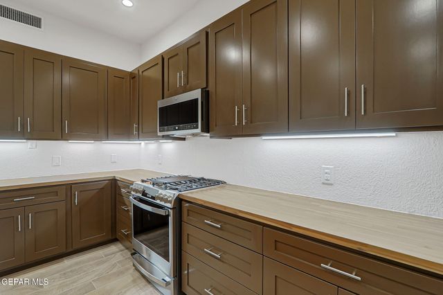 6489 CALLE PLACIDO Drive, El Paso, TX 79912