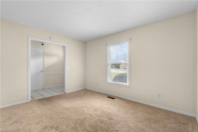 116 Cheltenham Drive, Winston-salem, NC 27103