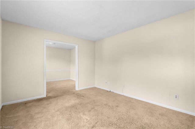 116 Cheltenham Drive, Winston-salem, NC 27103