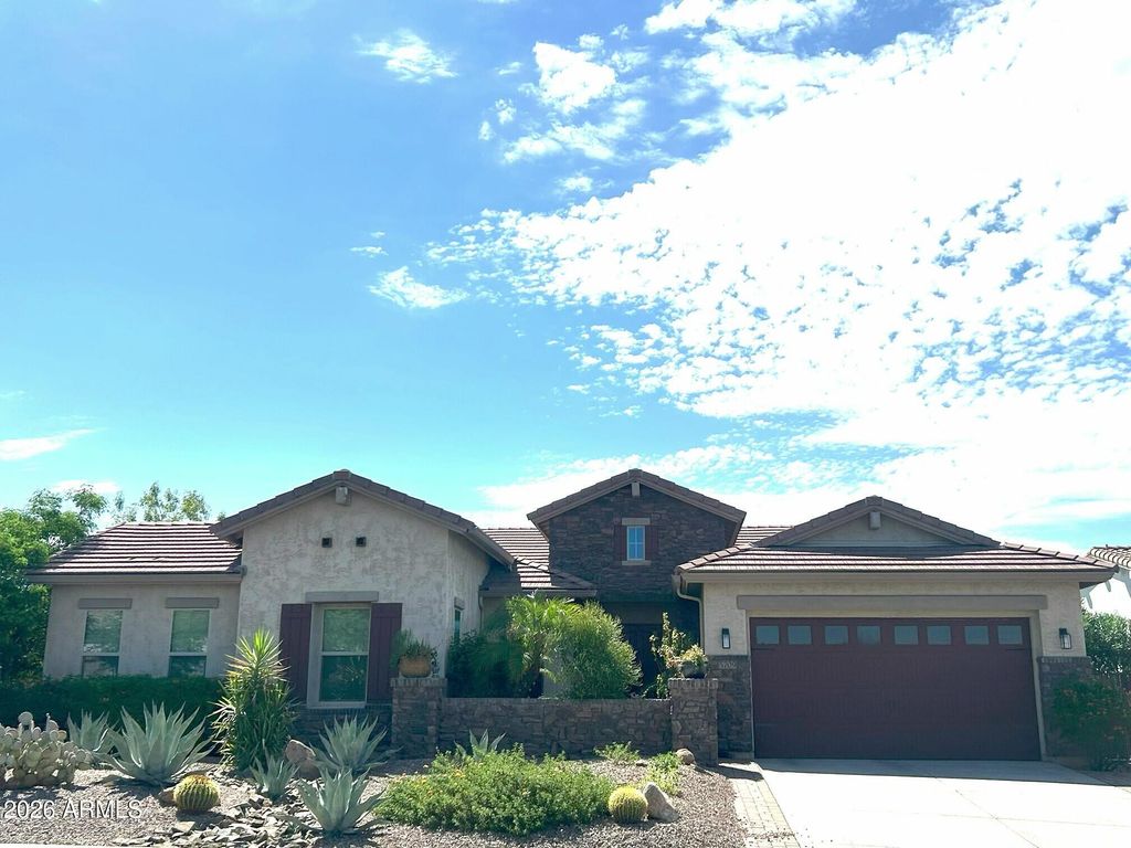 5709 E PARNELL Drive, Cave Creek, AZ 85331 — exterior