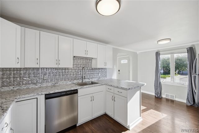 120 Sherwin Drive, Tonawanda, NY 14150