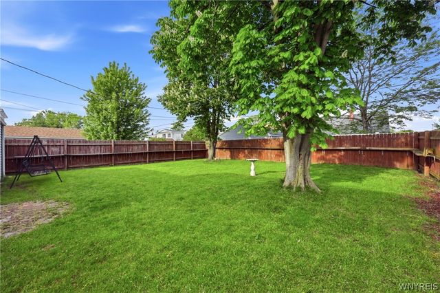 120 Sherwin Drive, Tonawanda, NY 14150