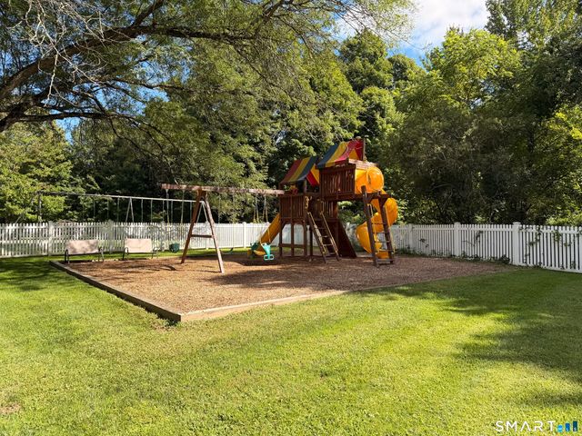 22 Beaver Brook Road, Ridgefield, CT 06877