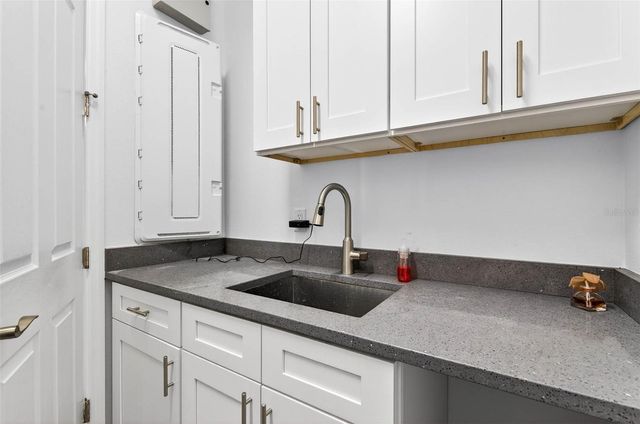 12196 BROKEN OAK LANE, Odessa, FL 33556