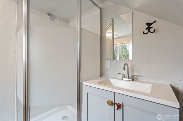 11 R Street SE, Auburn, WA 98002