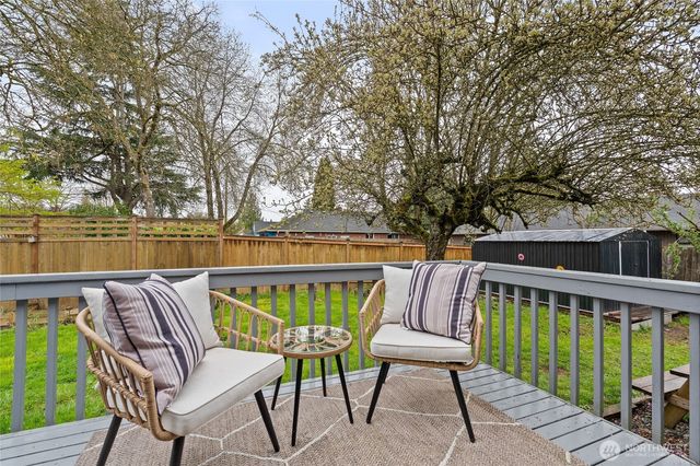 11 R Street SE, Auburn, WA 98002