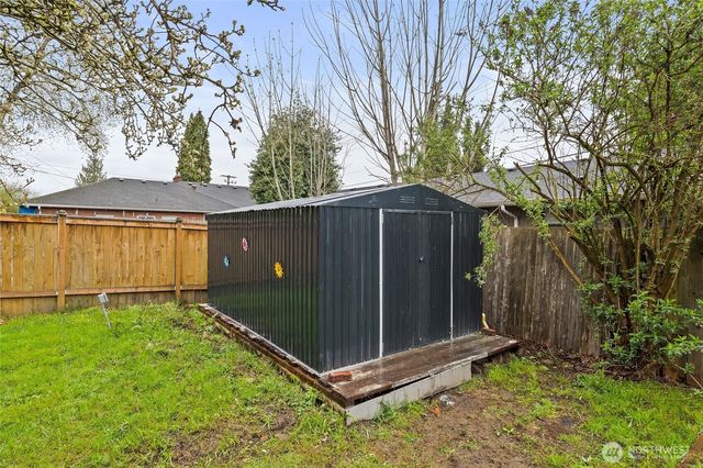 11 R Street SE, Auburn, WA 98002