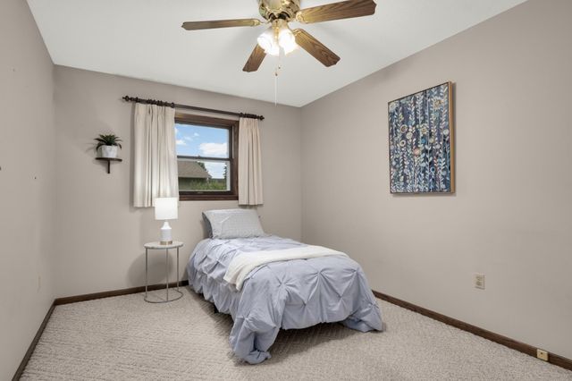 1119 Park Lane, Hastings, MN 55033