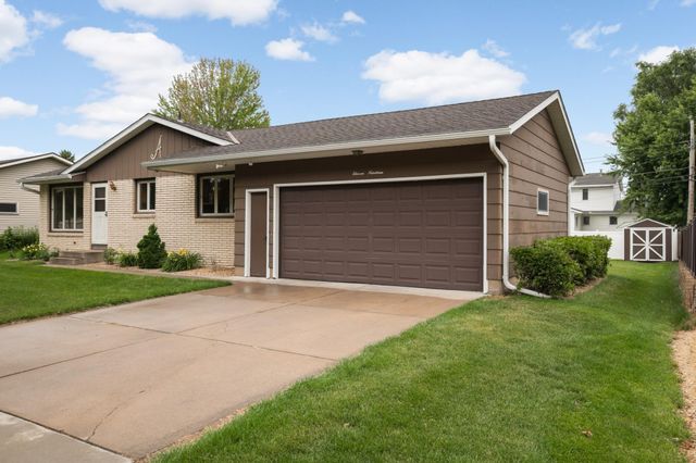 1119 Park Lane, Hastings, MN 55033