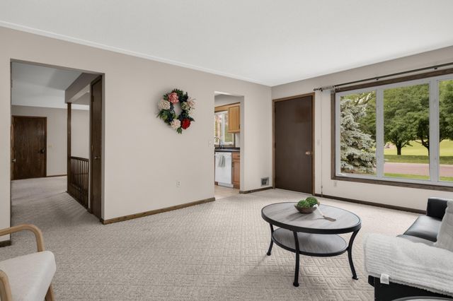 1119 Park Lane, Hastings, MN 55033