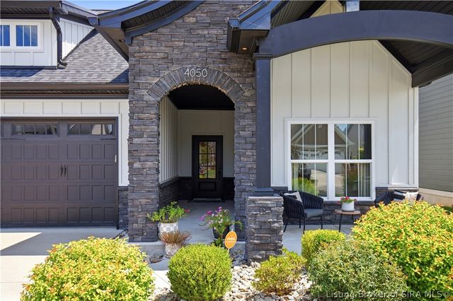 4050 Williams Crossing Way, Jeffersonville, IN 47130