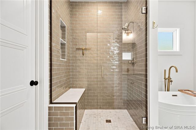 4050 Williams Crossing Way, Jeffersonville, IN 47130