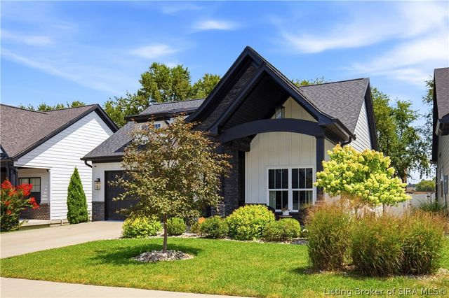 4050 Williams Crossing Way, Jeffersonville, IN 47130