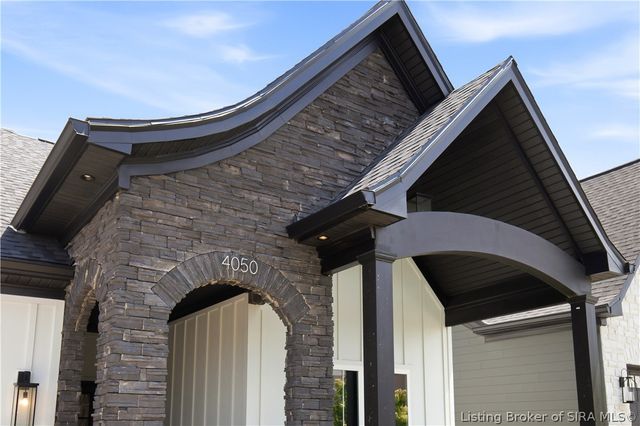 4050 Williams Crossing Way, Jeffersonville, IN 47130