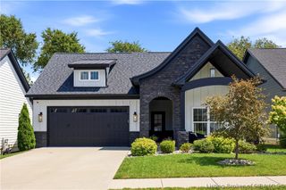 4050 Williams Crossing Way, Jeffersonville, IN 47130