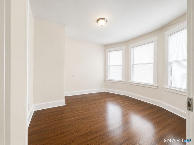 1179 Noble Avenue, Bridgeport, CT 06608