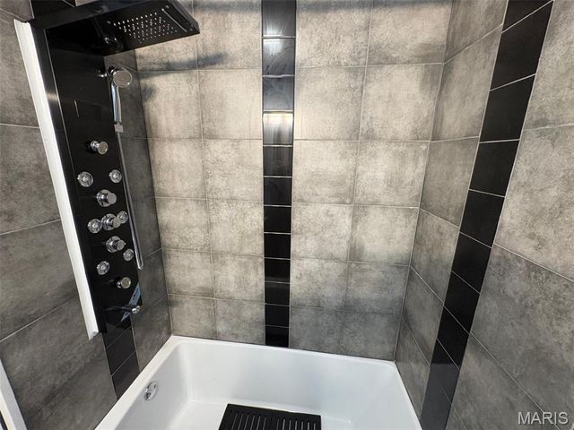 4709 Penrose Street, St Louis, MO 63115