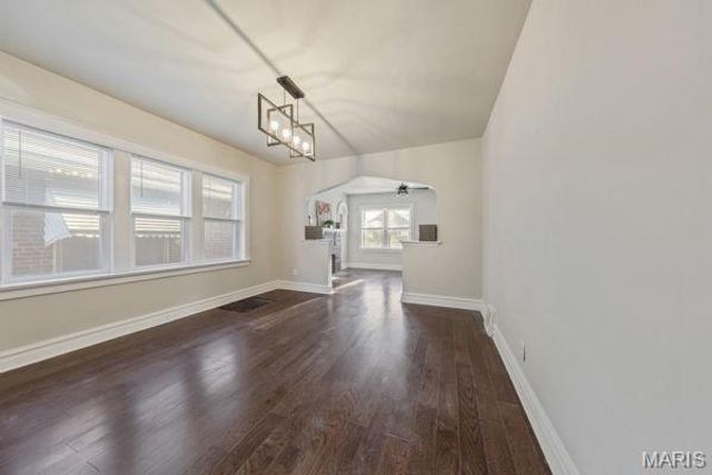 4709 Penrose Street, St Louis, MO 63115