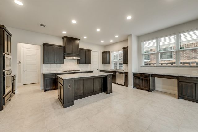 7935 Sarahville Drive, Dallas, TX 75252