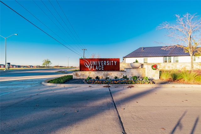 7935 Sarahville Drive, Dallas, TX 75252