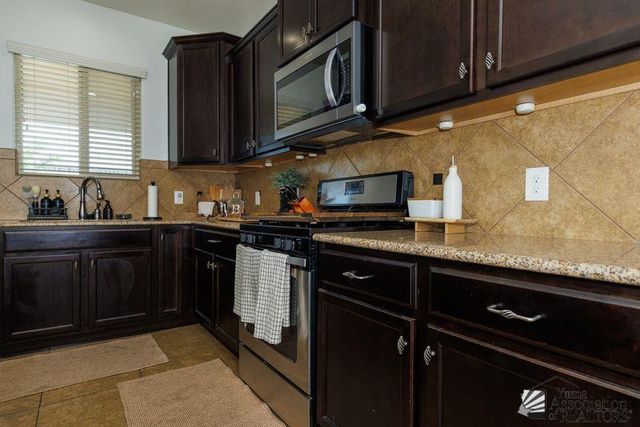 12192 S LAUREL LN, Yuma, AZ 85367