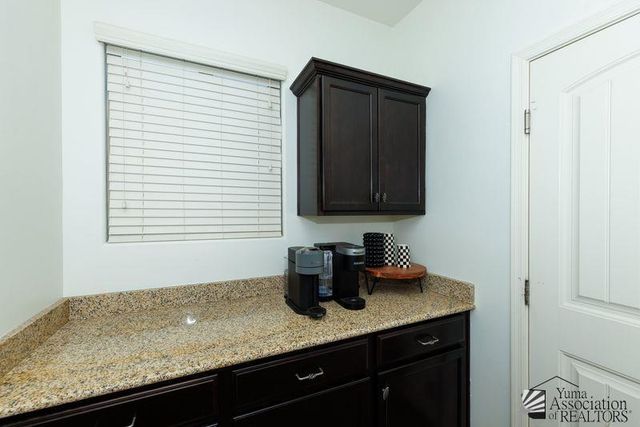 12192 S LAUREL LN, Yuma, AZ 85367