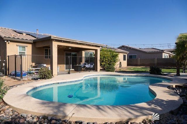 12192 S LAUREL LN, Yuma, AZ 85367