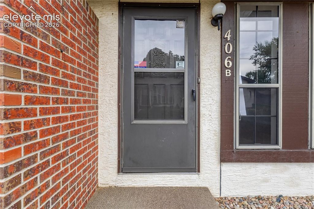 406 Valley Hi Circle B, Colorado Springs, CO 80910 — photo 3
