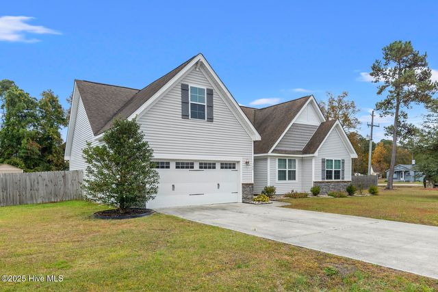 100 Kenna Court, Jacksonville, NC 28540