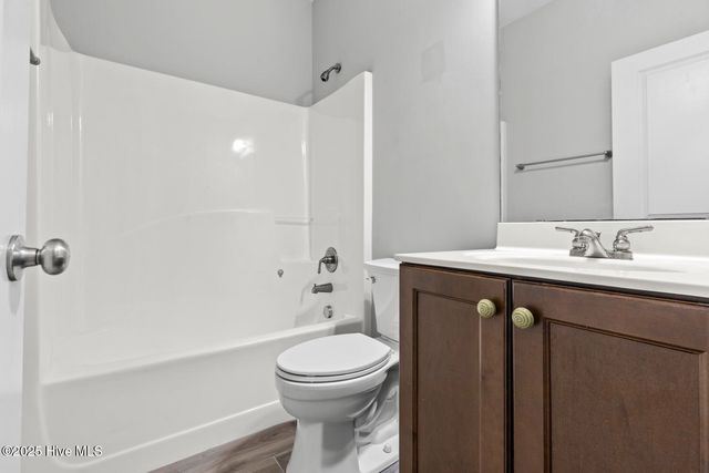 100 Kenna Court, Jacksonville, NC 28540