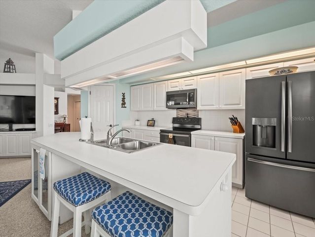 9355 MERRIWEATHER DRIVE, Weeki Wachee, FL 34613