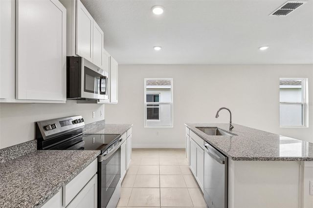 231 HUGO DRIVE, Haines City, FL 33844