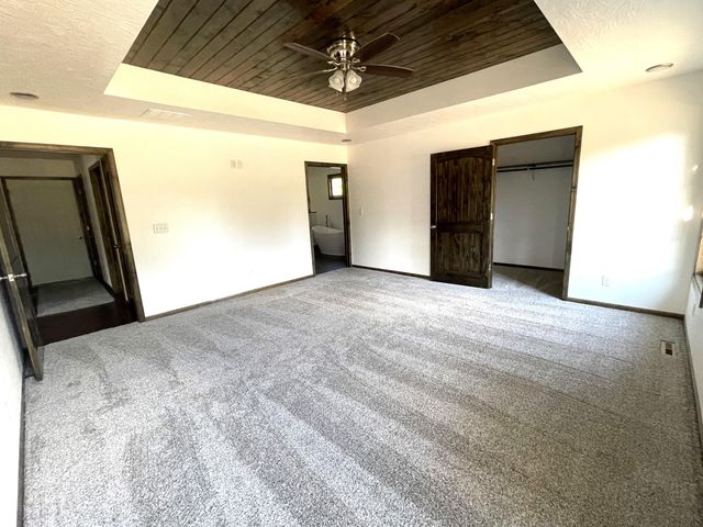 128 Somerset Road, Buffalo, MO 65622