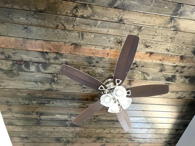 128 Somerset Road, Buffalo, MO 65622