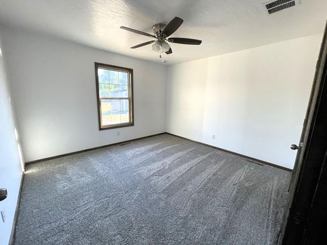 128 Somerset Road, Buffalo, MO 65622