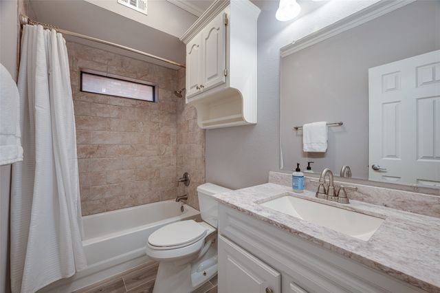 17060 Upper Bay Road, Addison, TX 75001