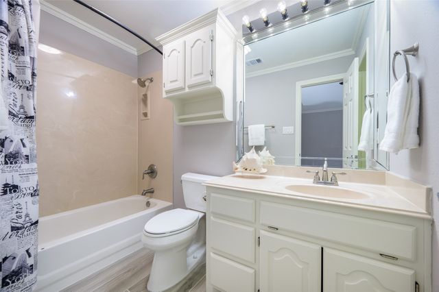 17060 Upper Bay Road, Addison, TX 75001