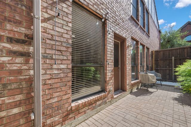 17060 Upper Bay Road, Addison, TX 75001