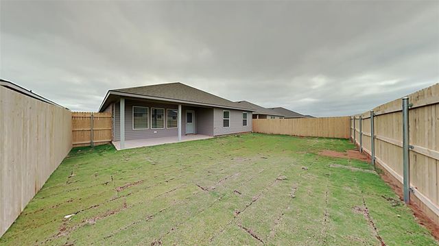 4221 Moonlight Road, Mustang, OK 73064