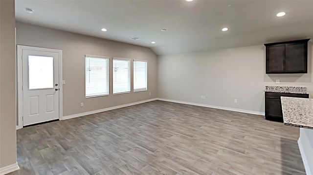 4221 Moonlight Road, Mustang, OK 73064